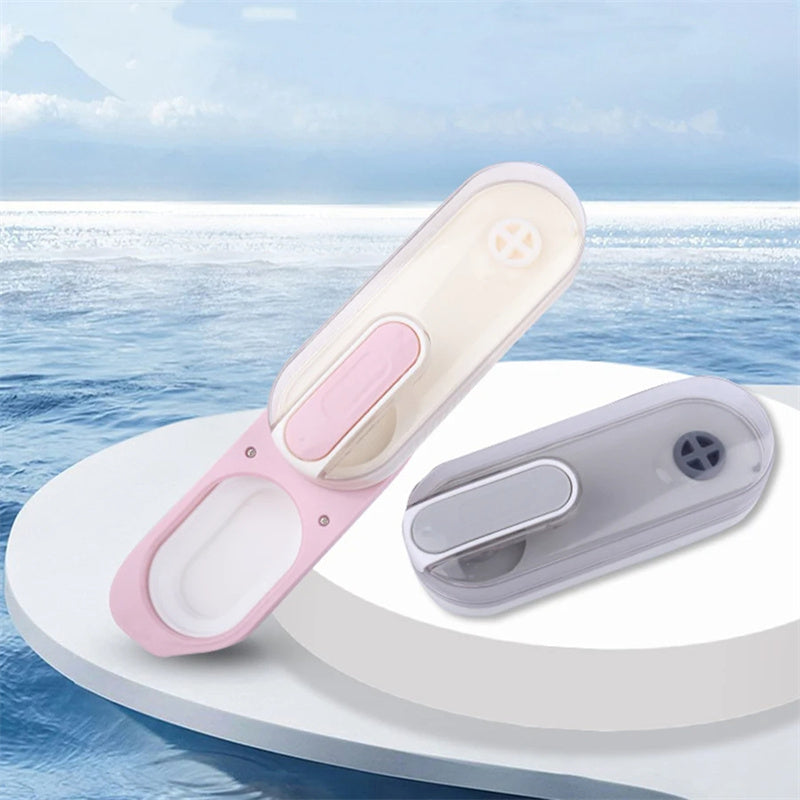 Buidéal Uisce Inaistrithe Áisiúil le haghaidh Taistil Éasca le Peataí