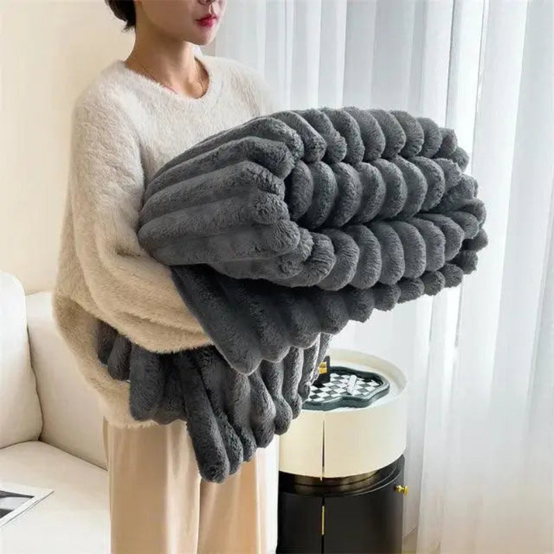 Blaincéad Fleece An-Compordach Luxe An-Éadrom le Faux Sheepskin Ardchaighdeáin do Chroíthe Te agus Atmaisféar Teolaí