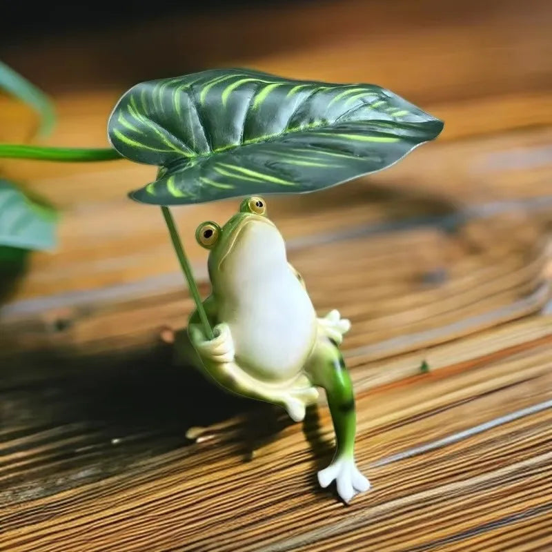 Prisca - Figurín Frog Draíochtúil ar Duille Lotus do Aquariums, Maisiú Gairdín, agus Ornáidí Aránáin