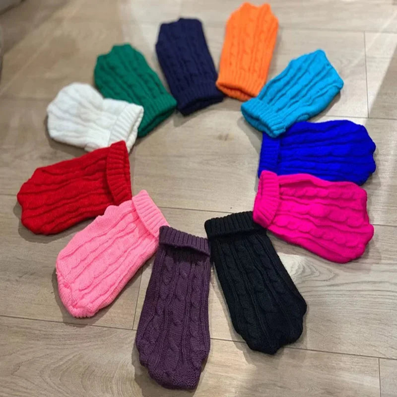 Geansaí compordach agus te do pheataí le haghaidh cosanta breise teolaí